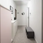 Nowa Praga Modern Warschau