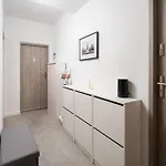 Nowa Praga Modern Lägenhet